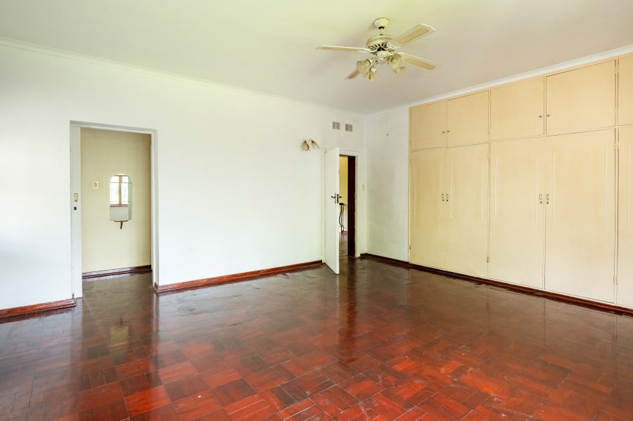 6 Bedroom Property for Sale in Park Rynie KwaZulu-Natal
