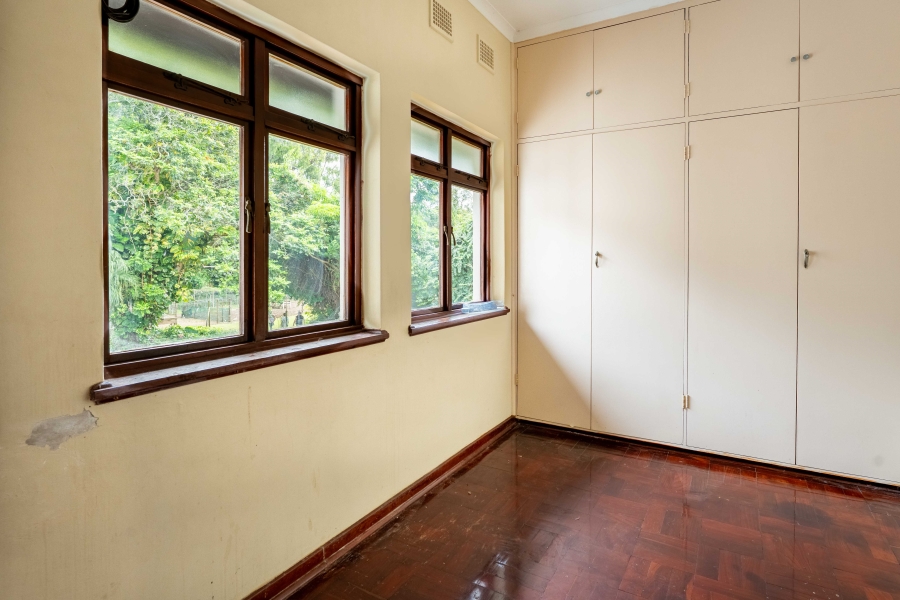6 Bedroom Property for Sale in Park Rynie KwaZulu-Natal