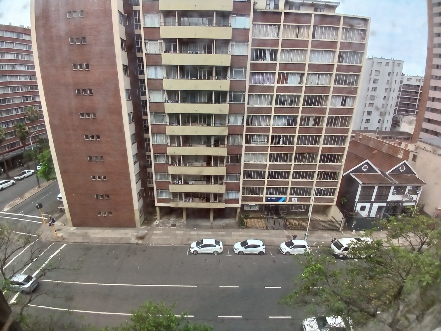 1 Bedroom Property for Sale in Durban Central KwaZulu-Natal