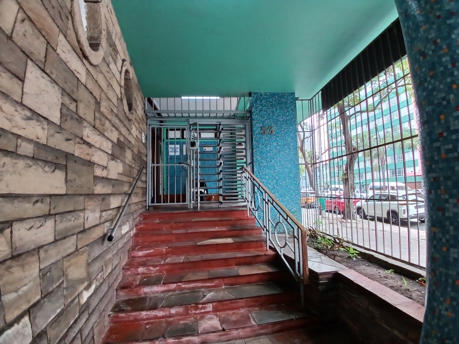 1 Bedroom Property for Sale in Durban Central KwaZulu-Natal