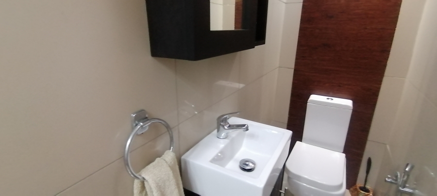 3 Bedroom Property for Sale in Westbrook KwaZulu-Natal