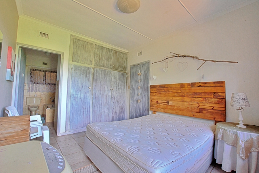 2 Bedroom Property for Sale in Freeland Park KwaZulu-Natal
