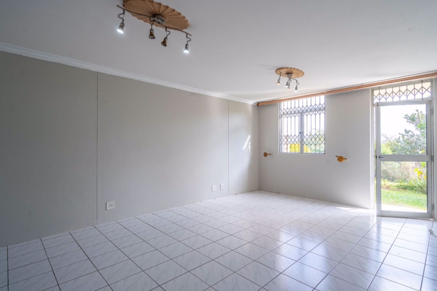 2 Bedroom Property for Sale in Sherwood KwaZulu-Natal