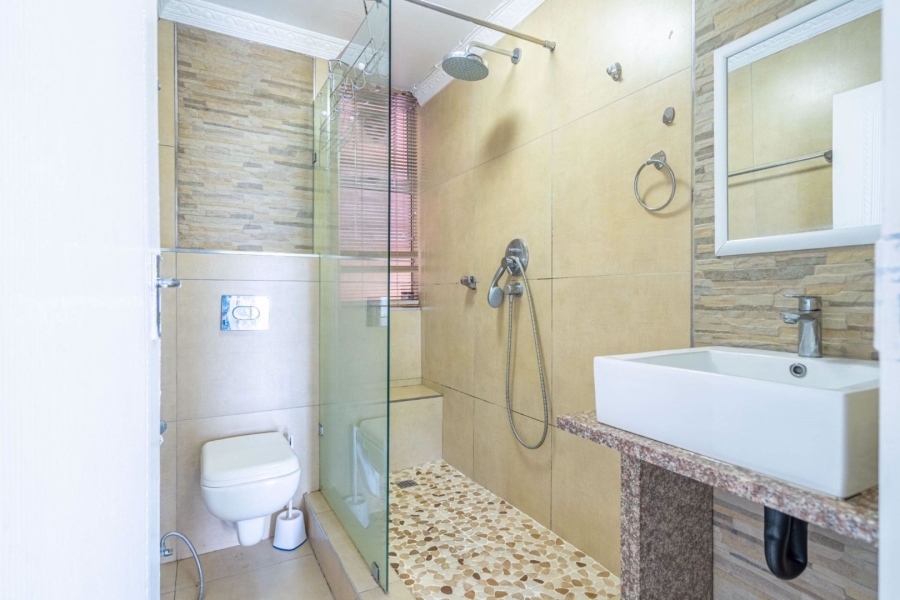 2 Bedroom Property for Sale in Sherwood KwaZulu-Natal