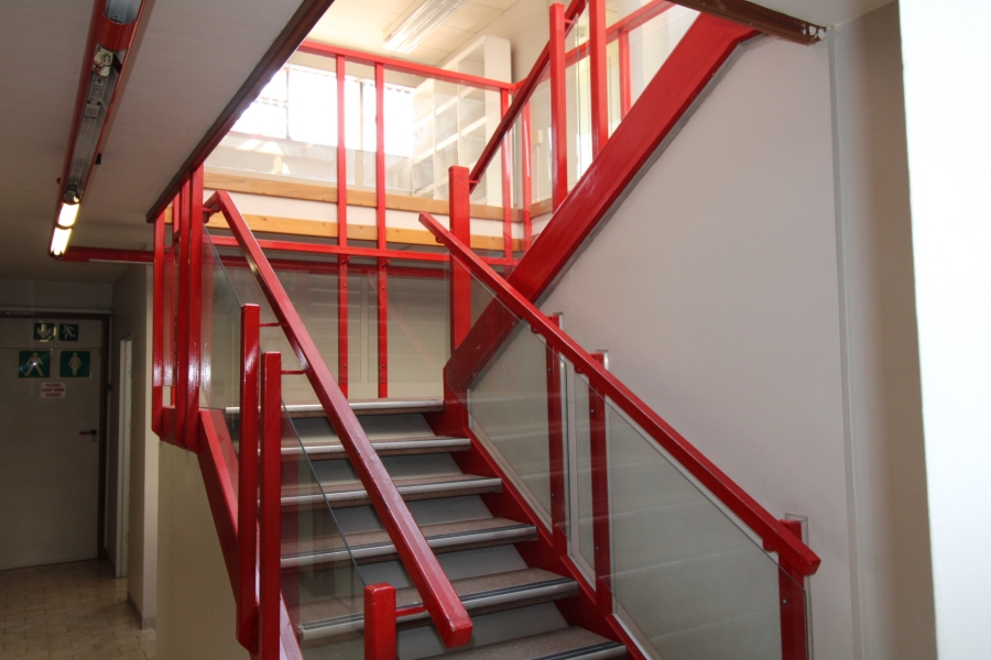 To Let Commercial Property for Rent in Dawncliffe KwaZulu-Natal