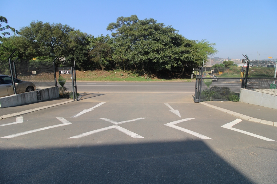 To Let Commercial Property for Rent in Umgeni Park KwaZulu-Natal