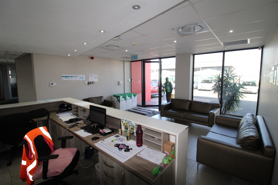 To Let Commercial Property for Rent in La Mercy KwaZulu-Natal