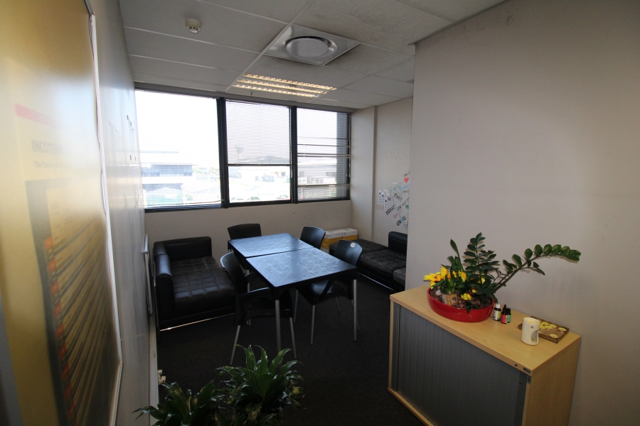 To Let Commercial Property for Rent in La Mercy KwaZulu-Natal