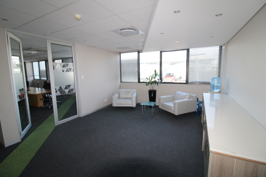 To Let Commercial Property for Rent in La Mercy KwaZulu-Natal