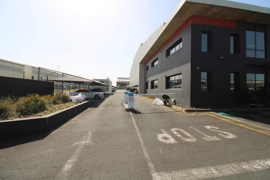 To Let Commercial Property for Rent in La Mercy KwaZulu-Natal