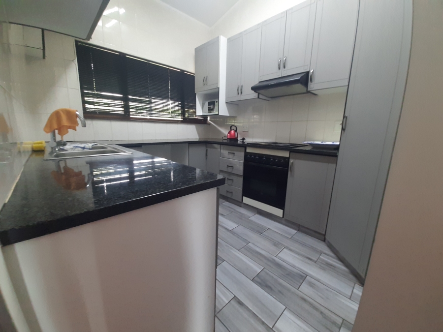 2 Bedroom Property for Sale in Umtentweni KwaZulu-Natal