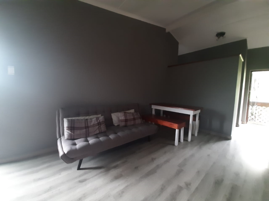 2 Bedroom Property for Sale in Umtentweni KwaZulu-Natal