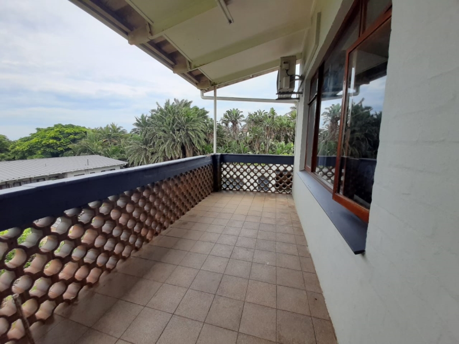2 Bedroom Property for Sale in Umtentweni KwaZulu-Natal