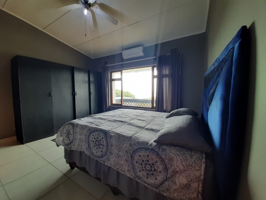 2 Bedroom Property for Sale in Umtentweni KwaZulu-Natal