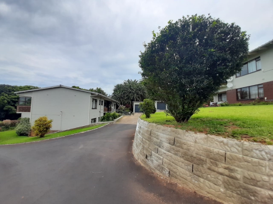 2 Bedroom Property for Sale in Umtentweni KwaZulu-Natal