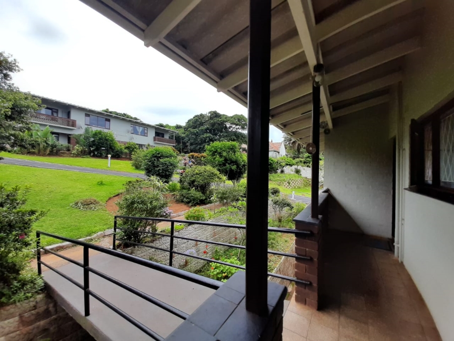 2 Bedroom Property for Sale in Umtentweni KwaZulu-Natal