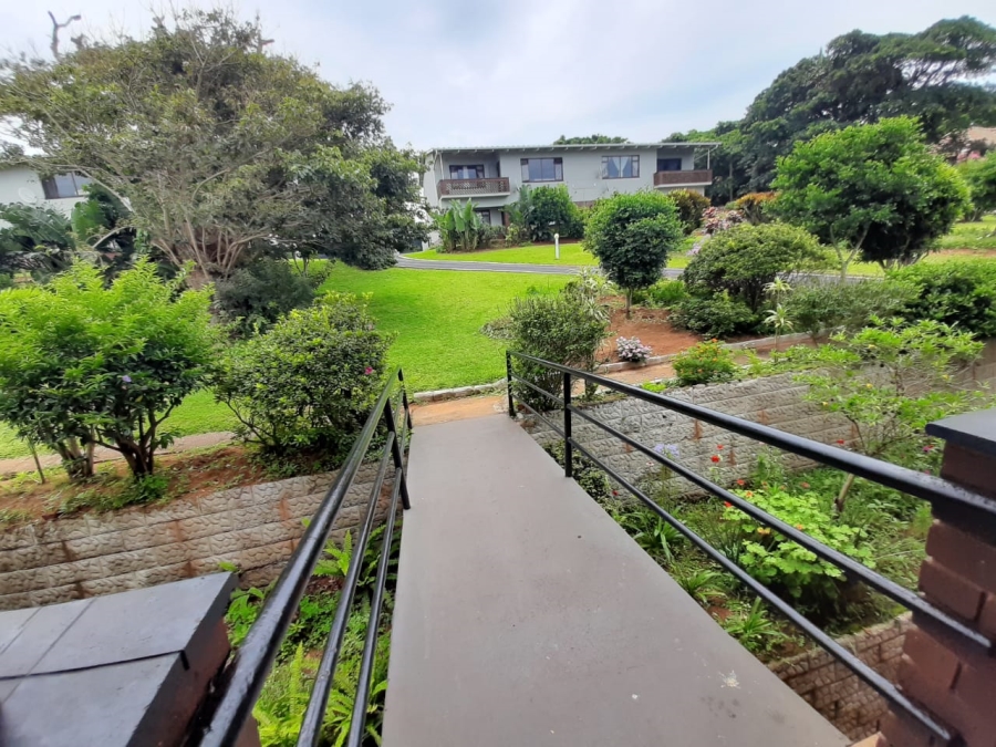 2 Bedroom Property for Sale in Umtentweni KwaZulu-Natal