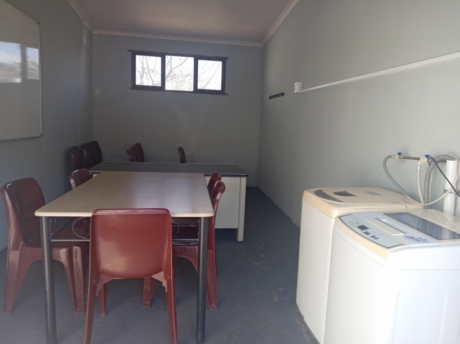 6 Bedroom Property for Sale in Reservoir Hills KwaZulu-Natal