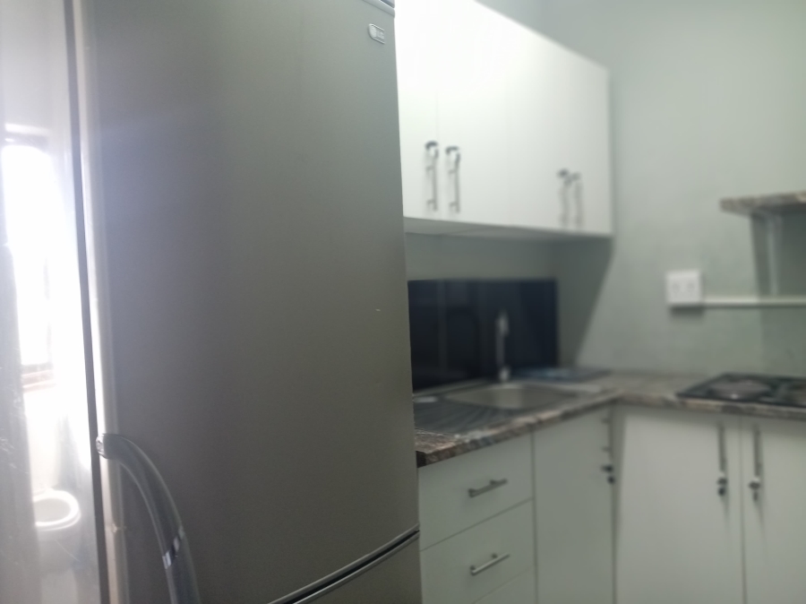 6 Bedroom Property for Sale in Reservoir Hills KwaZulu-Natal