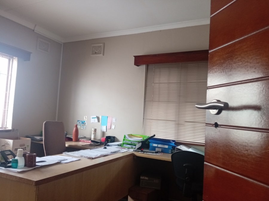4 Bedroom Property for Sale in Parlock KwaZulu-Natal