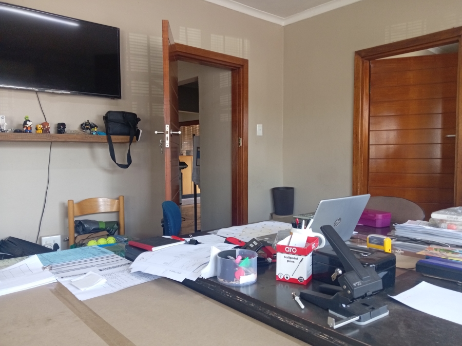 4 Bedroom Property for Sale in Parlock KwaZulu-Natal