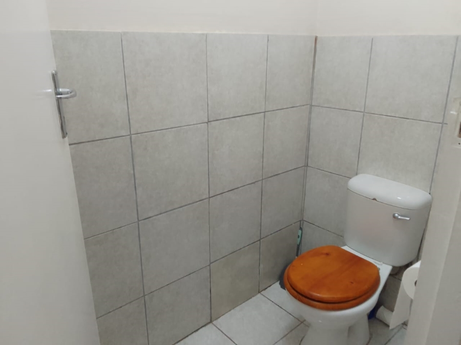 2 Bedroom Property for Sale in Morningside KwaZulu-Natal