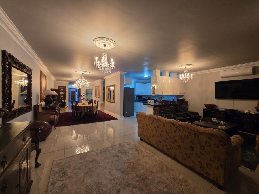 4 Bedroom Property for Sale in Meer En See KwaZulu-Natal