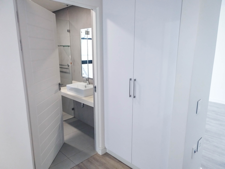 2 Bedroom Property for Sale in Sibaya Precinct KwaZulu-Natal