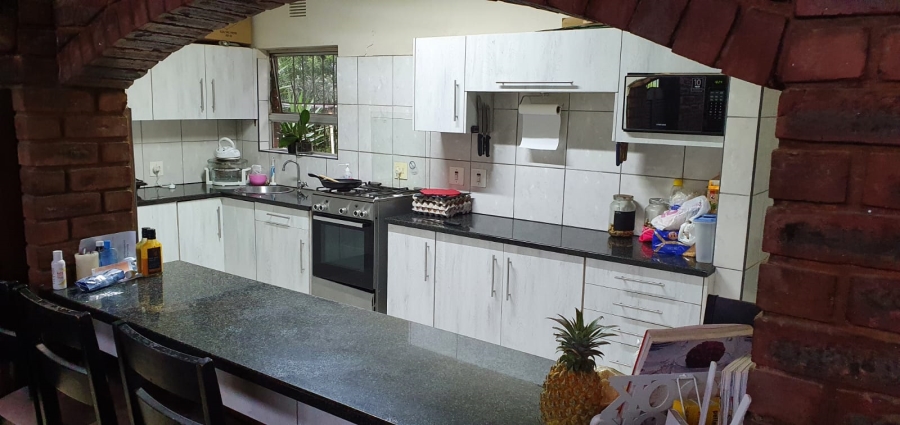 3 Bedroom Property for Sale in Freeland Park KwaZulu-Natal