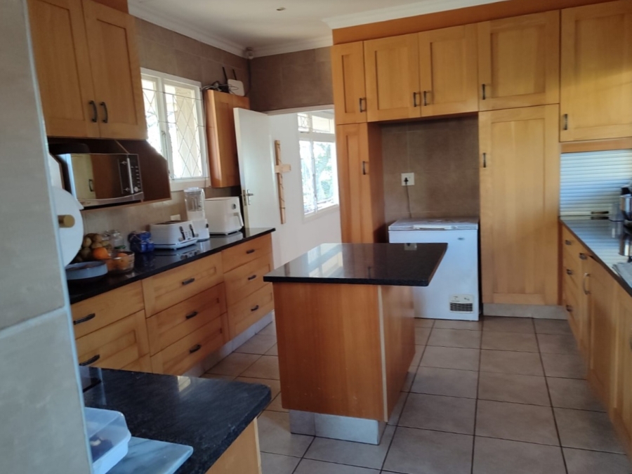 5 Bedroom Property for Sale in Freeland Park KwaZulu-Natal
