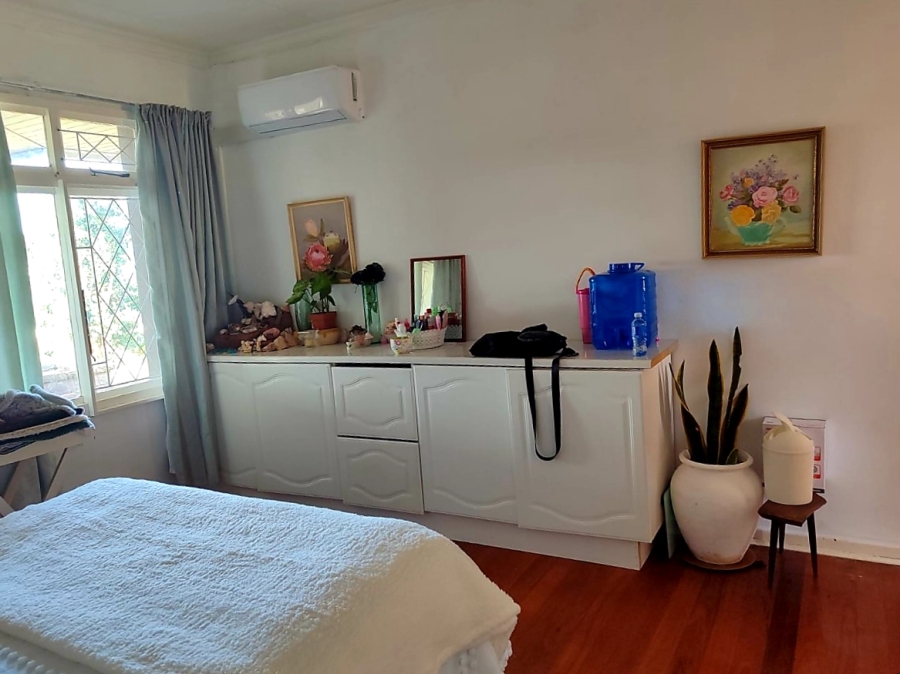 5 Bedroom Property for Sale in Freeland Park KwaZulu-Natal
