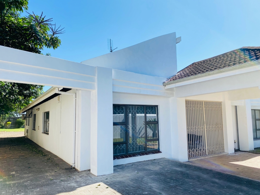 4 Bedroom Property for Sale in Meer En See KwaZulu-Natal