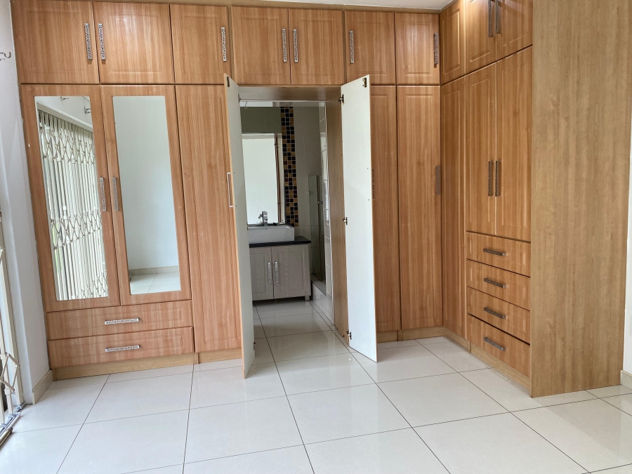 4 Bedroom Property for Sale in Meer En See KwaZulu-Natal