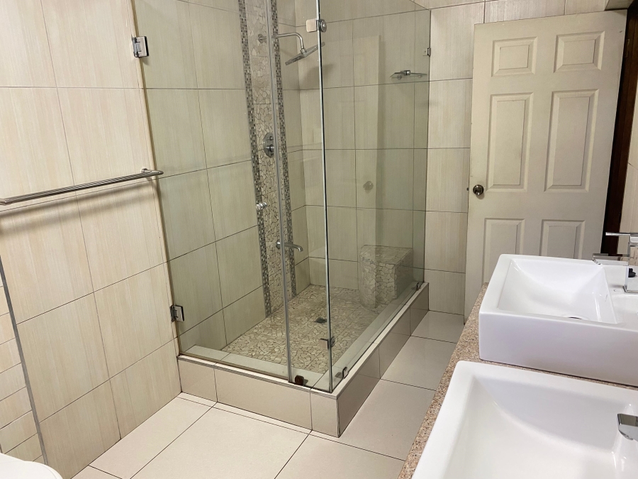 4 Bedroom Property for Sale in Meer En See KwaZulu-Natal