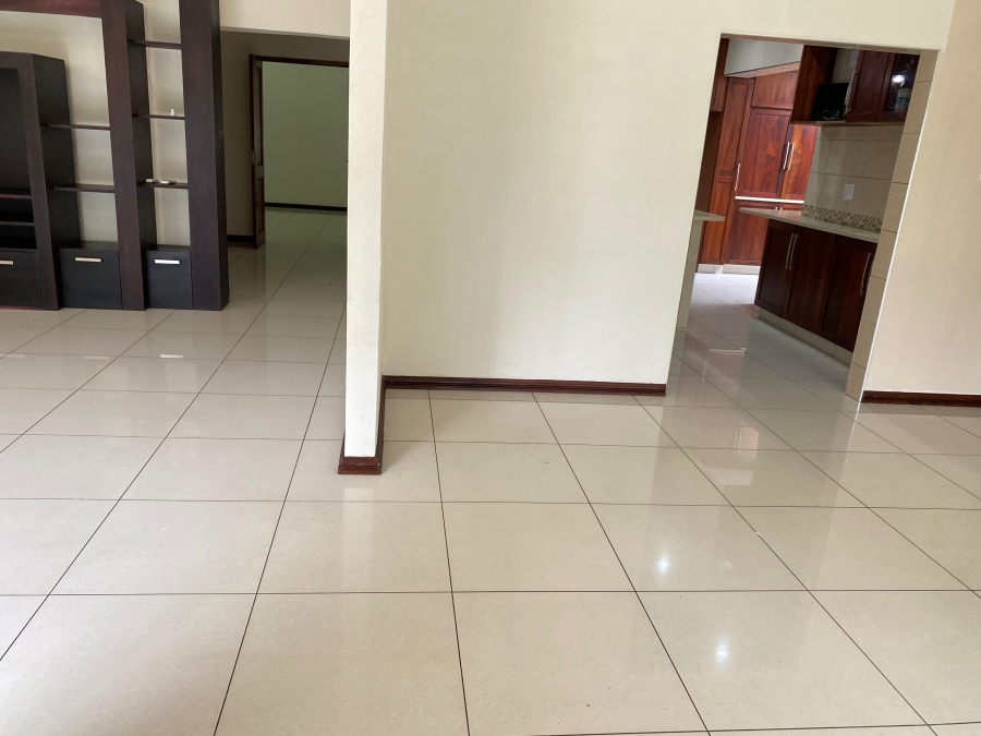 4 Bedroom Property for Sale in Meer En See KwaZulu-Natal