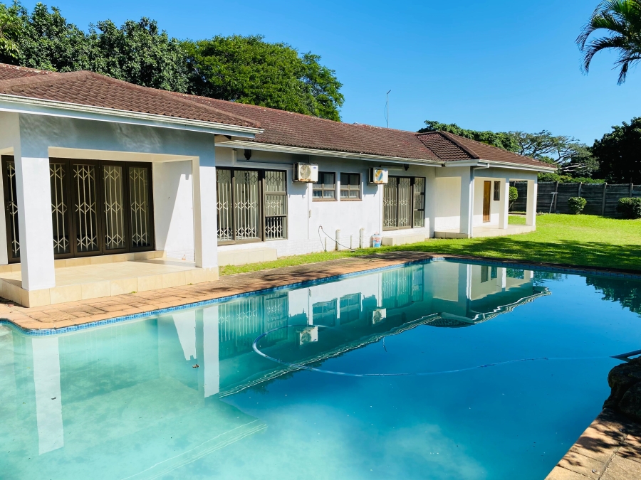 4 Bedroom Property for Sale in Meer En See KwaZulu-Natal