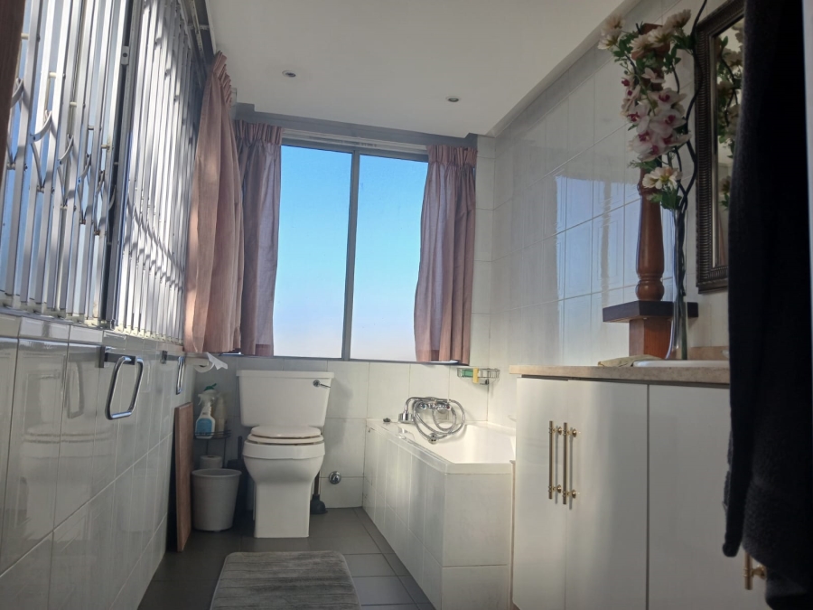 3 Bedroom Property for Sale in Umbilo KwaZulu-Natal