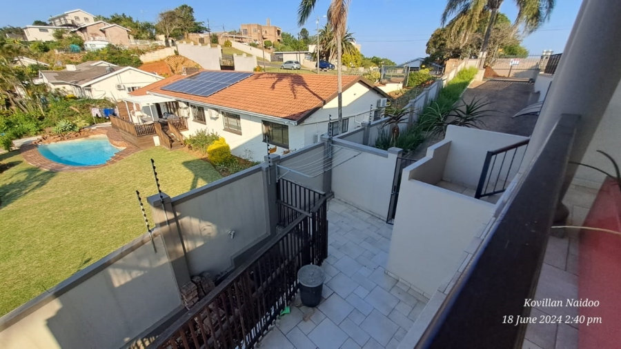 To Let 4 Bedroom Property for Rent in La Lucia KwaZulu-Natal