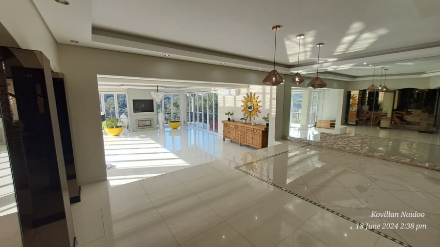 To Let 4 Bedroom Property for Rent in La Lucia KwaZulu-Natal
