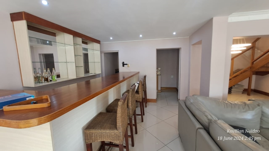 To Let 4 Bedroom Property for Rent in La Lucia KwaZulu-Natal