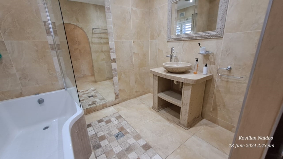 To Let 4 Bedroom Property for Rent in La Lucia KwaZulu-Natal