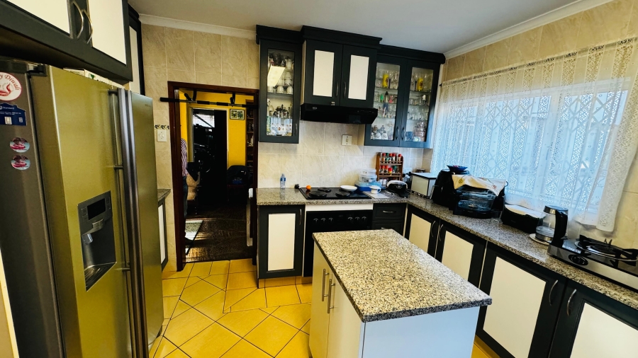 4 Bedroom Property for Sale in Bluff KwaZulu-Natal