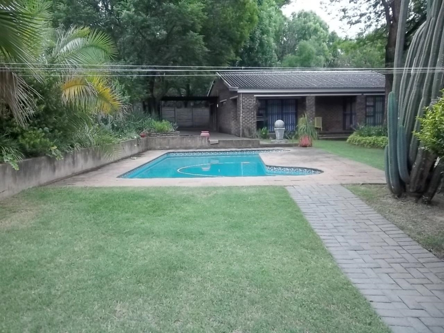 3 Bedroom Property for Sale in Schuinshoogte KwaZulu-Natal