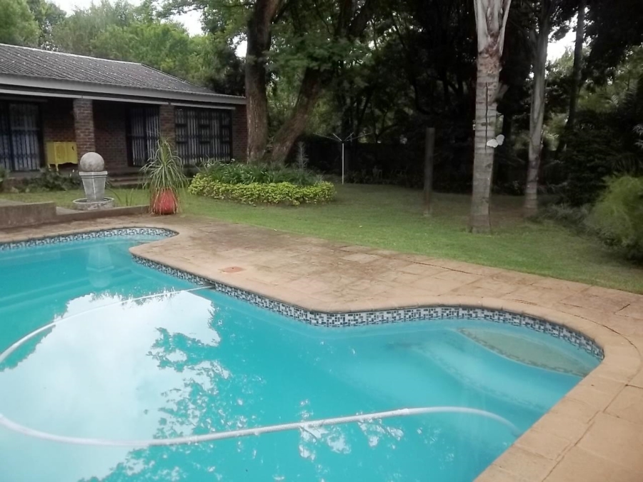 3 Bedroom Property for Sale in Schuinshoogte KwaZulu-Natal