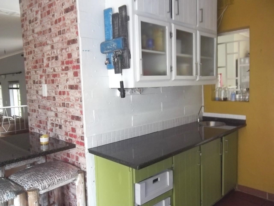 3 Bedroom Property for Sale in Schuinshoogte KwaZulu-Natal
