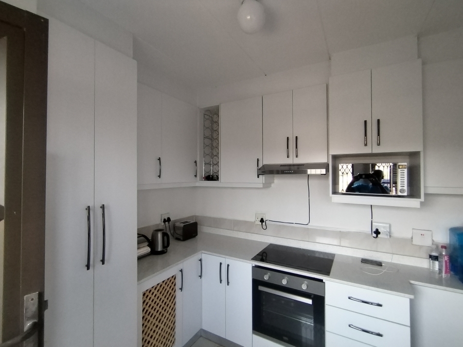 3 Bedroom Property for Sale in Illovo Glen KwaZulu-Natal