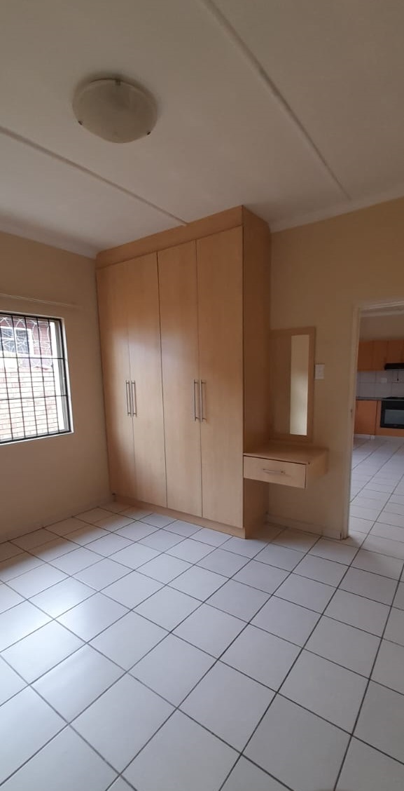 To Let 2 Bedroom Property for Rent in Dunveria KwaZulu-Natal