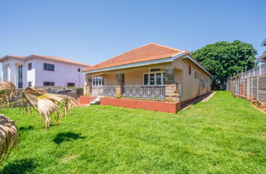 4 Bedroom Property for Sale in Durban North KwaZulu-Natal