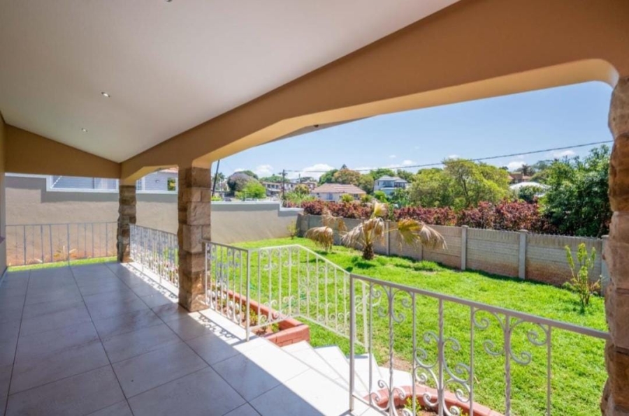 4 Bedroom Property for Sale in Durban North KwaZulu-Natal