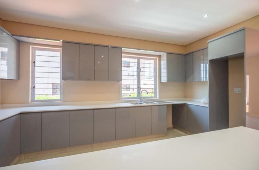 4 Bedroom Property for Sale in Durban North KwaZulu-Natal